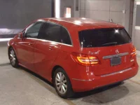 Mercedes-Benz B CLASS лот № 9334 оценка 3  с аукциона в Японии 1