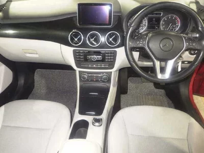Mercedes-Benz B CLASS