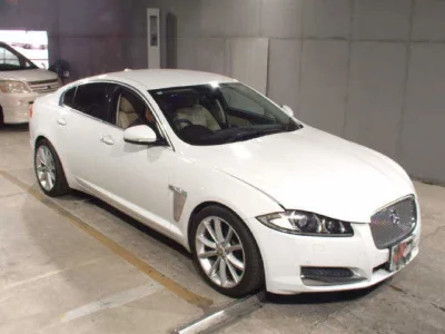 Jaguar XF SERIES