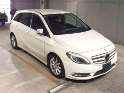Mercedes-Benz B CLASS