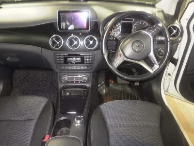 Mercedes-Benz B CLASS