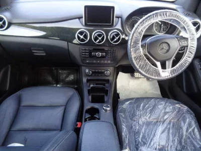 Mercedes-Benz B CLASS