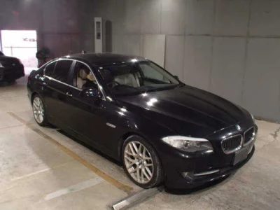 BMW 5-Series  с аукциона в Японии