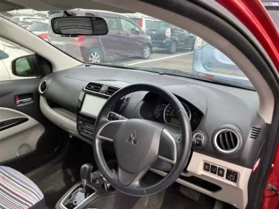 Mitsubishi MIRAGE  с аукциона в Японии