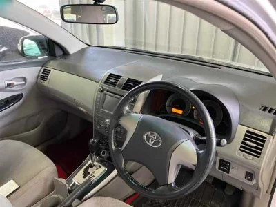 Toyota COROLLA AXIO  с аукциона в Японии