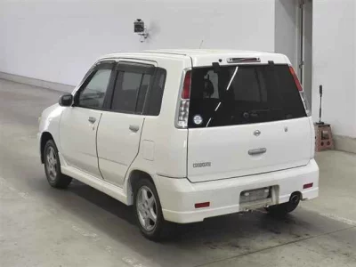 Nissan CUBE  с аукциона в Японии
