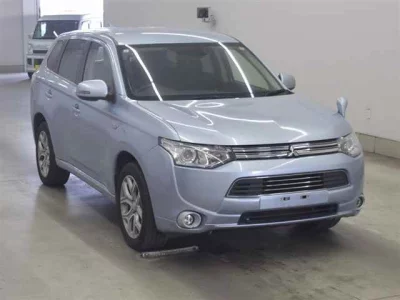 Mitsubishi OUTLANDER PHEV
