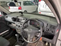 Toyota PROBOX лот № 70075 оценка R  с аукциона в Японии 2