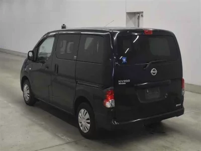 Nissan NV200  с аукциона в Японии