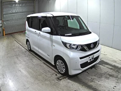 Nissan ROOX  с аукциона в Японии