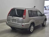 Nissan X-TRAIL лот № 80039 оценка 3.5  с аукциона в Японии 4