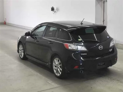 Mazda AXELA  с аукциона в Японии