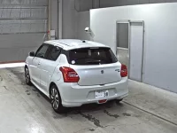 Suzuki SWIFT лот № 7525 оценка 4  с аукциона в Японии 1