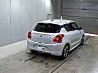 Suzuki SWIFT лот № 7525 оценка 4  с аукциона в Японии 4