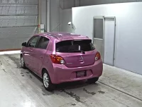 Mitsubishi MIRAGE лот № 9093 оценка 3.5  с аукциона в Японии 1