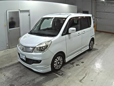 Mitsubishi DELICA D2