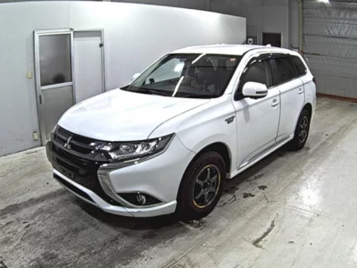 Mitsubishi OUTLANDER PHEV