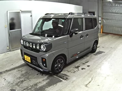 Suzuki SPACIA GEAR  с аукциона в Японии