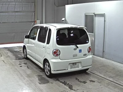 Daihatsu MOVE LATTE  с аукциона в Японии