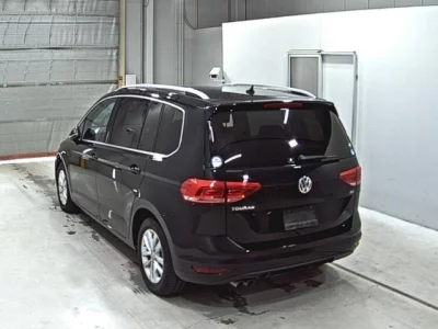 Volkswagen GOLF TOURAN