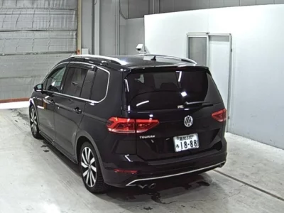 Volkswagen GOLF TOURAN