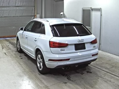 Audi Q3  с аукциона в Японии