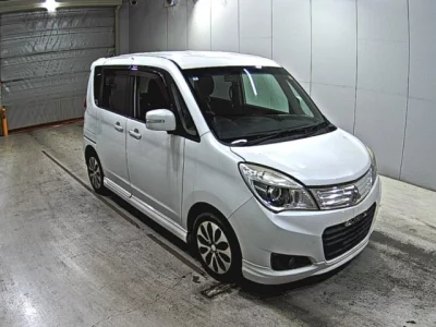 Mitsubishi DELICA D2
