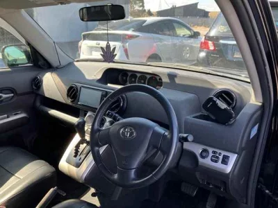 Toyota COROLLA RUMION  с аукциона в Японии