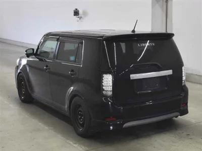 Toyota COROLLA RUMION  с аукциона в Японии