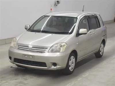 Toyota RAUM