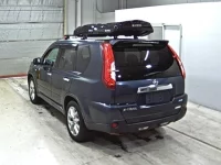 Nissan X-TRAIL лот № 7061 оценка 3.5  с аукциона в Японии 1