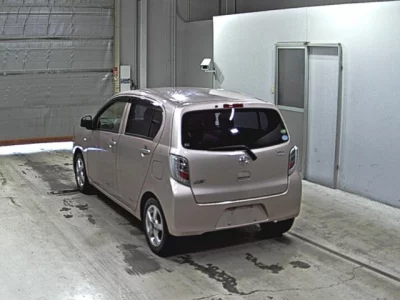 Daihatsu MIRA E S