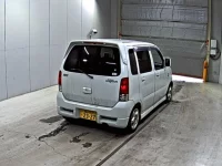 Suzuki WAGON R лот № 9238 оценка 3.5  с аукциона в Японии 4