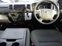 Toyota HIACE VAN лот № 3026 оценка 3.5  с аукциона в Японии 2