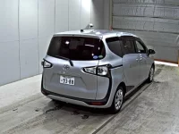Toyota SIENTA лот № 3081 оценка 4  с аукциона в Японии 4