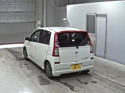 Daihatsu MIRA