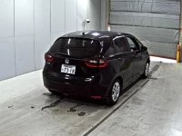 Honda FIT лот № 7083 оценка R  с аукциона в Японии 4