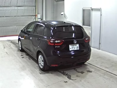 Honda FIT  с аукциона в Японии