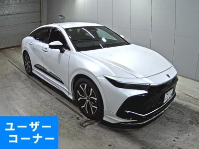 Toyota CROWN CROSSOVER  с аукциона в Японии