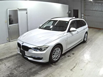 BMW 3-Series  с аукциона в Японии