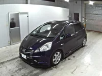 Honda FIT лот № 9248 оценка 3.5  с аукциона в Японии 3