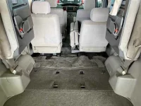 Toyota NOAH лот № 80085 оценка R  с аукциона в Японии 9