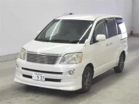 Toyota NOAH лот № 80085 оценка R  с аукциона в Японии 3