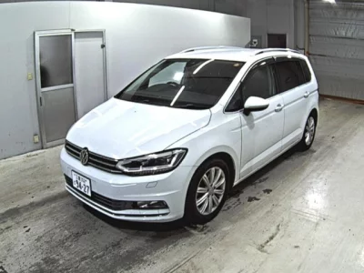 Volkswagen GOLF TOURAN