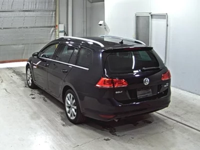 Volkswagen GOLF VARIANT