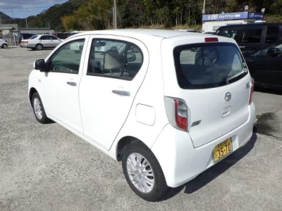 Daihatsu MIRA E S