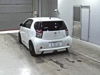 Toyota IQ лот № 3111 оценка 3.5  с аукциона в Японии 1