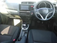 Honda FIT лот № 2201 оценка 3.5  с аукциона в Японии 2