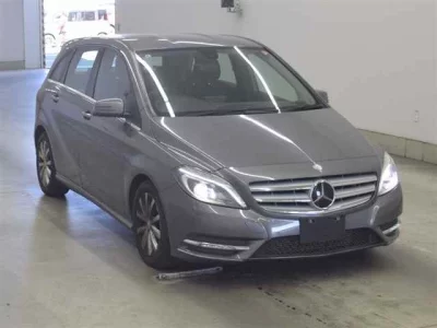 Mercedes-Benz B CLASS