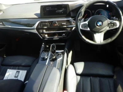 BMW 5-Series  с аукциона в Японии